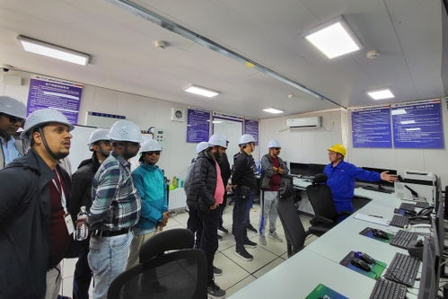 中尼新能源技術(shù)交流 江當(dāng)光儲電站共拓綠色能源合作新篇章